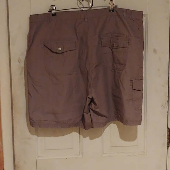 Men's shorts - Picture 2 of 12